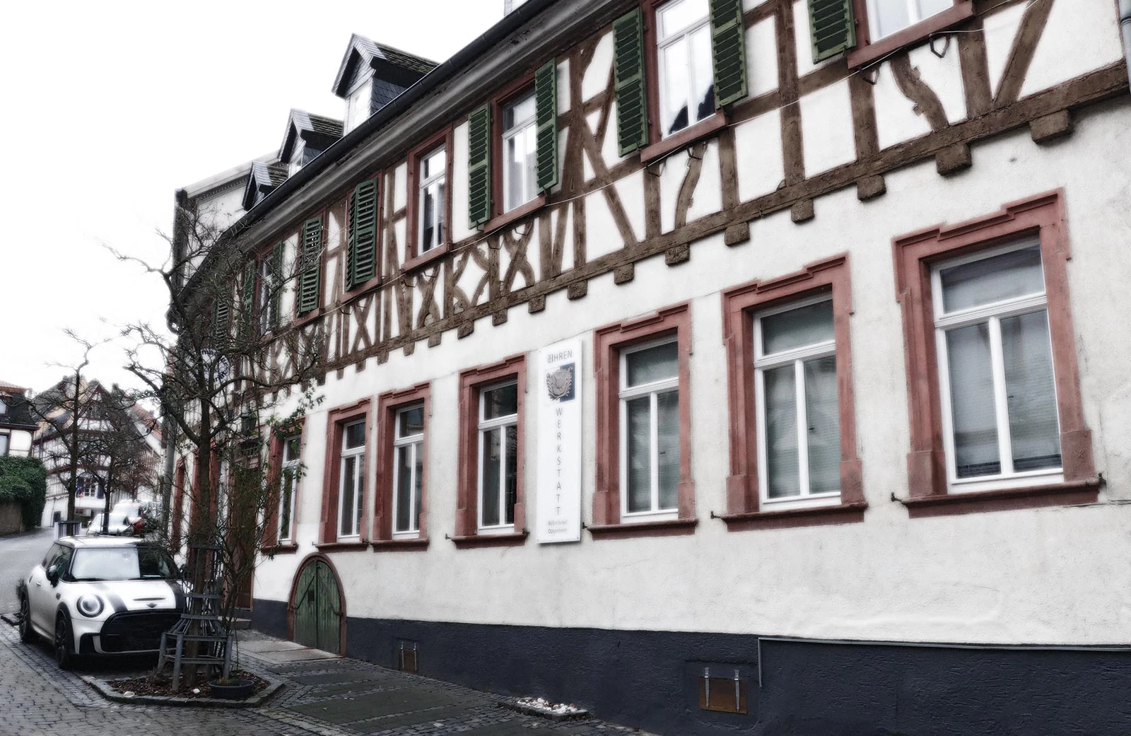Außenansicht der R.I.O. Uhrenwerkstätte in Oppenheim