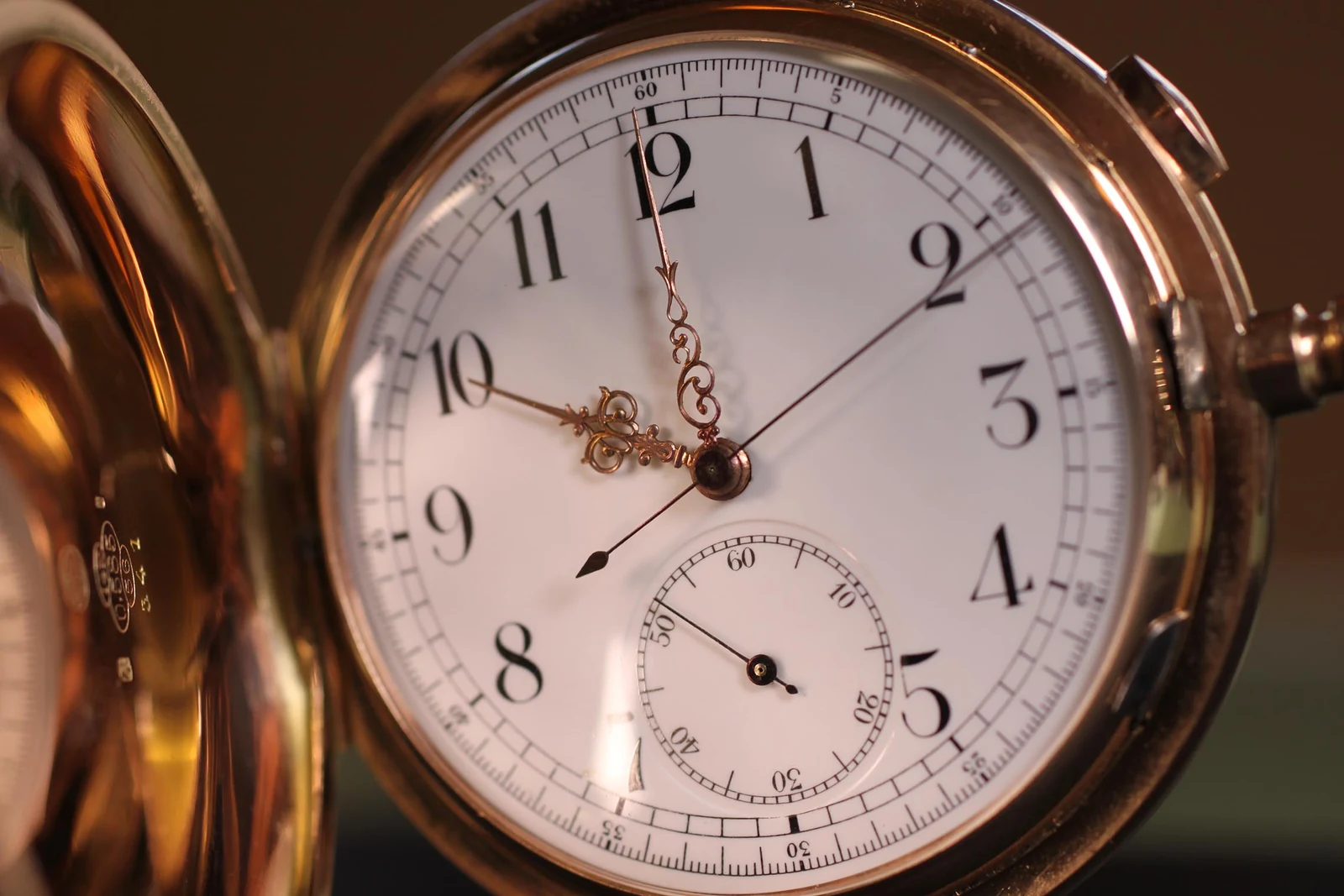 Invicta minute repeater